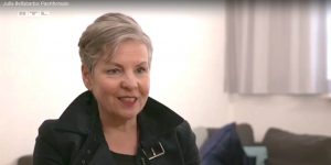 Paartherapeutin Julia Bellabara im Interveiwba